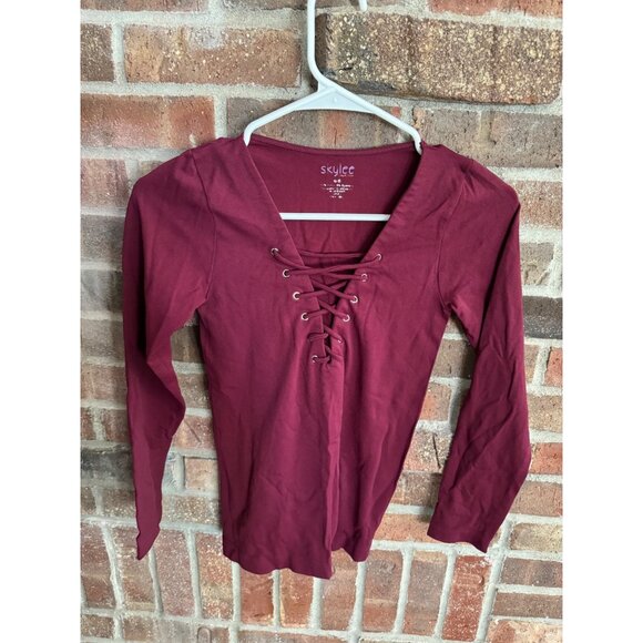 Skylee Shirt. Size Small. Women's lace up shirt. - Picture 1 of 3